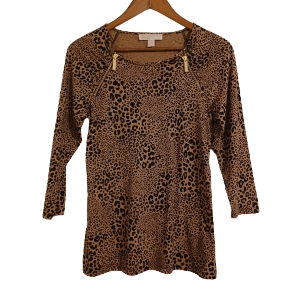 MICHAEL Michael Kors Leopard Print 3/4 Sleeve Top with Zipper Detail